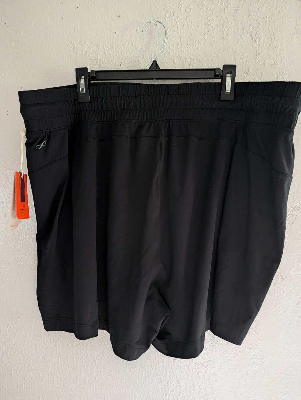 Freely Women’s Black Relaxed Drawstring Shorts - Picture 2 of 4